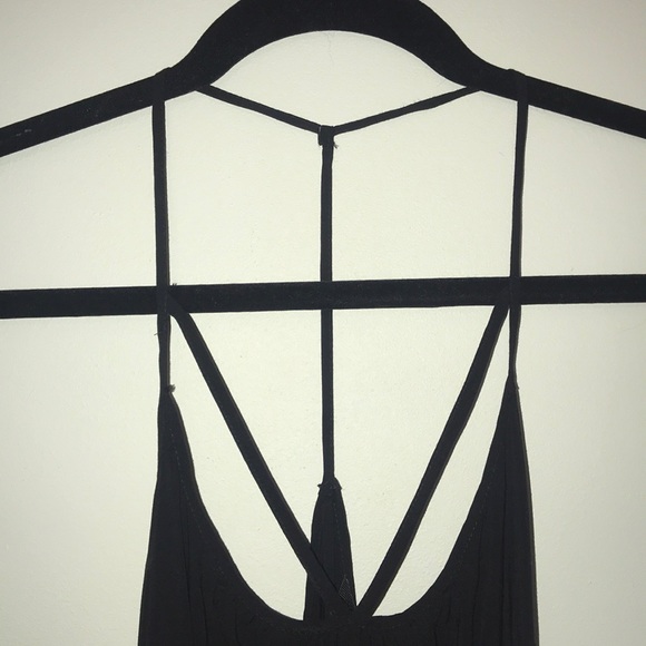 Express Tank Top - Picture 3 of 4